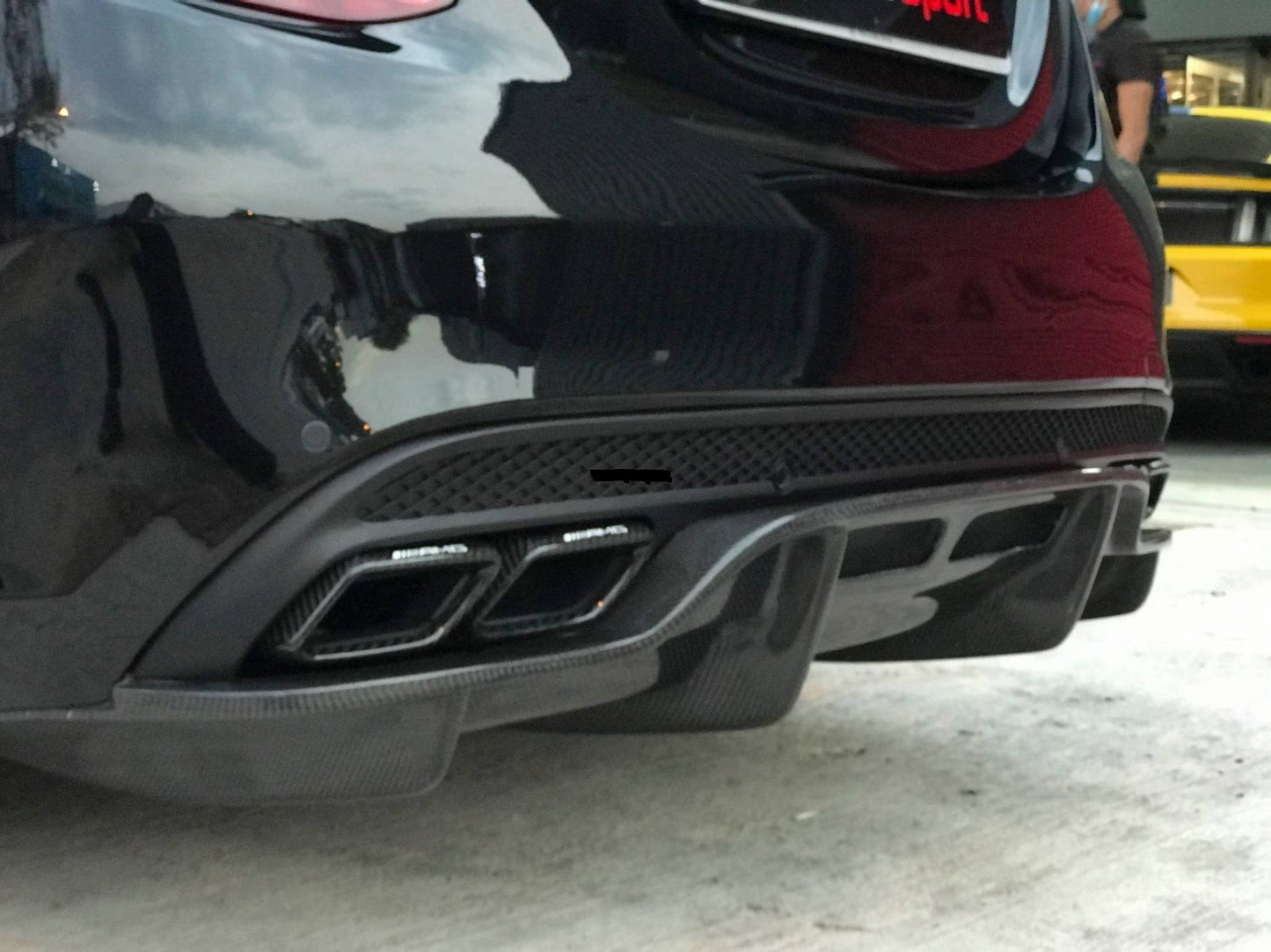 AeroLuxe Mercedes Benz 15-21 W205 C63 AMG Sedan Spec-GTP Carbon Fiber Rear Diffuser