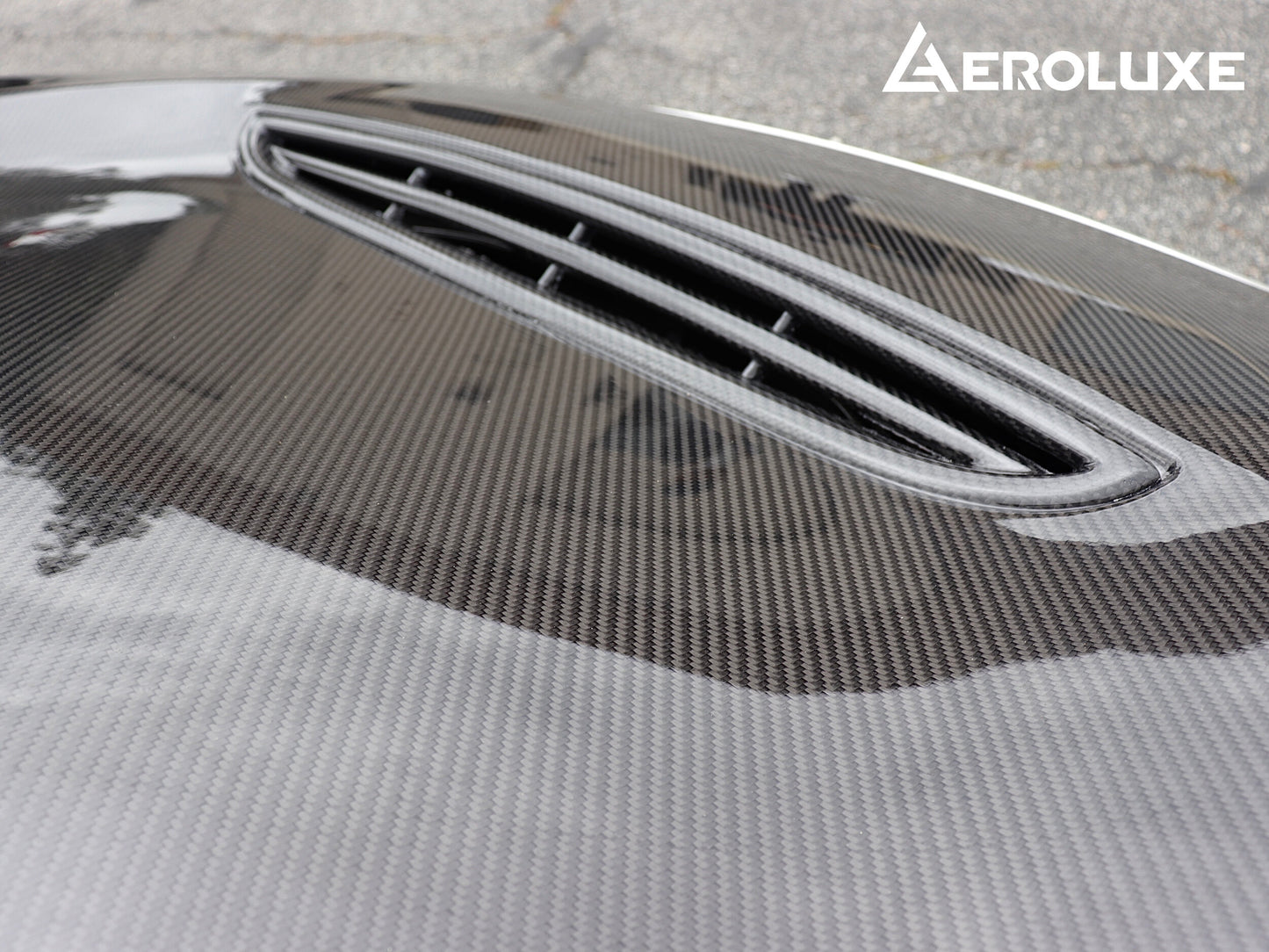 AeroLuxe BMW F80 F82 F83 Spec-GTS Carbon Fiber Hood