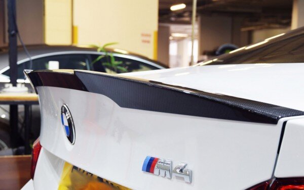 AeroLuxe BMW F82 M4 Spec-V Carbon Fiber Trunk Spoiler