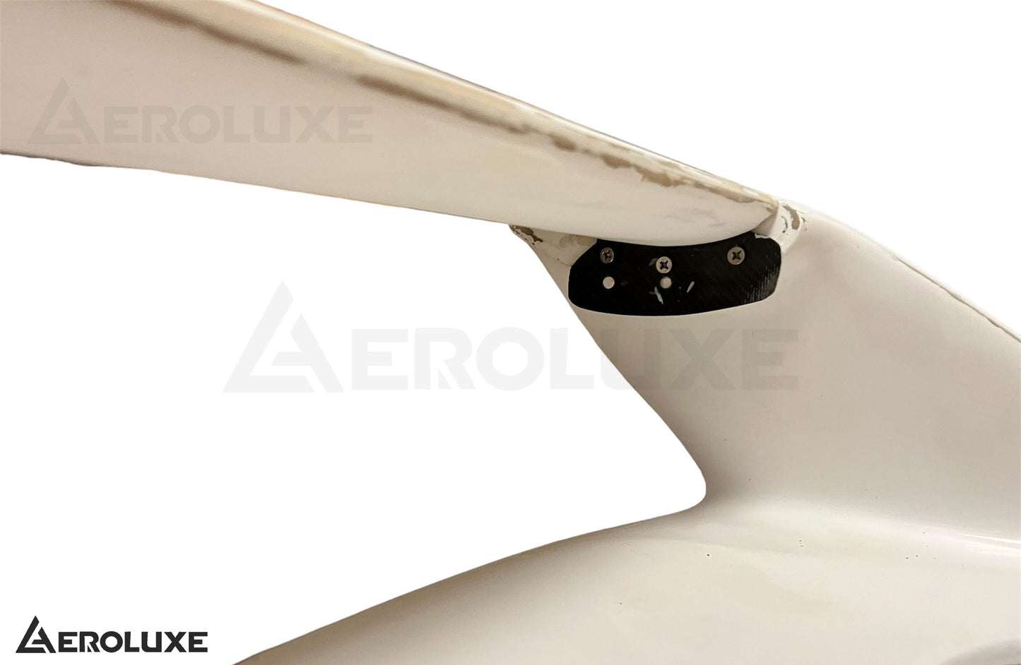 AeroLuxe Spec-22B Adjutable Rear Wing W/ LED Brake Light