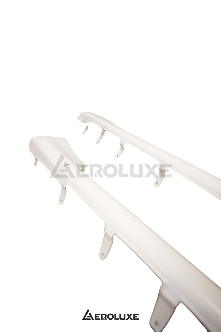 AeroLuxe R34 Spec-GTR 2 Piece FRP Side Skirts