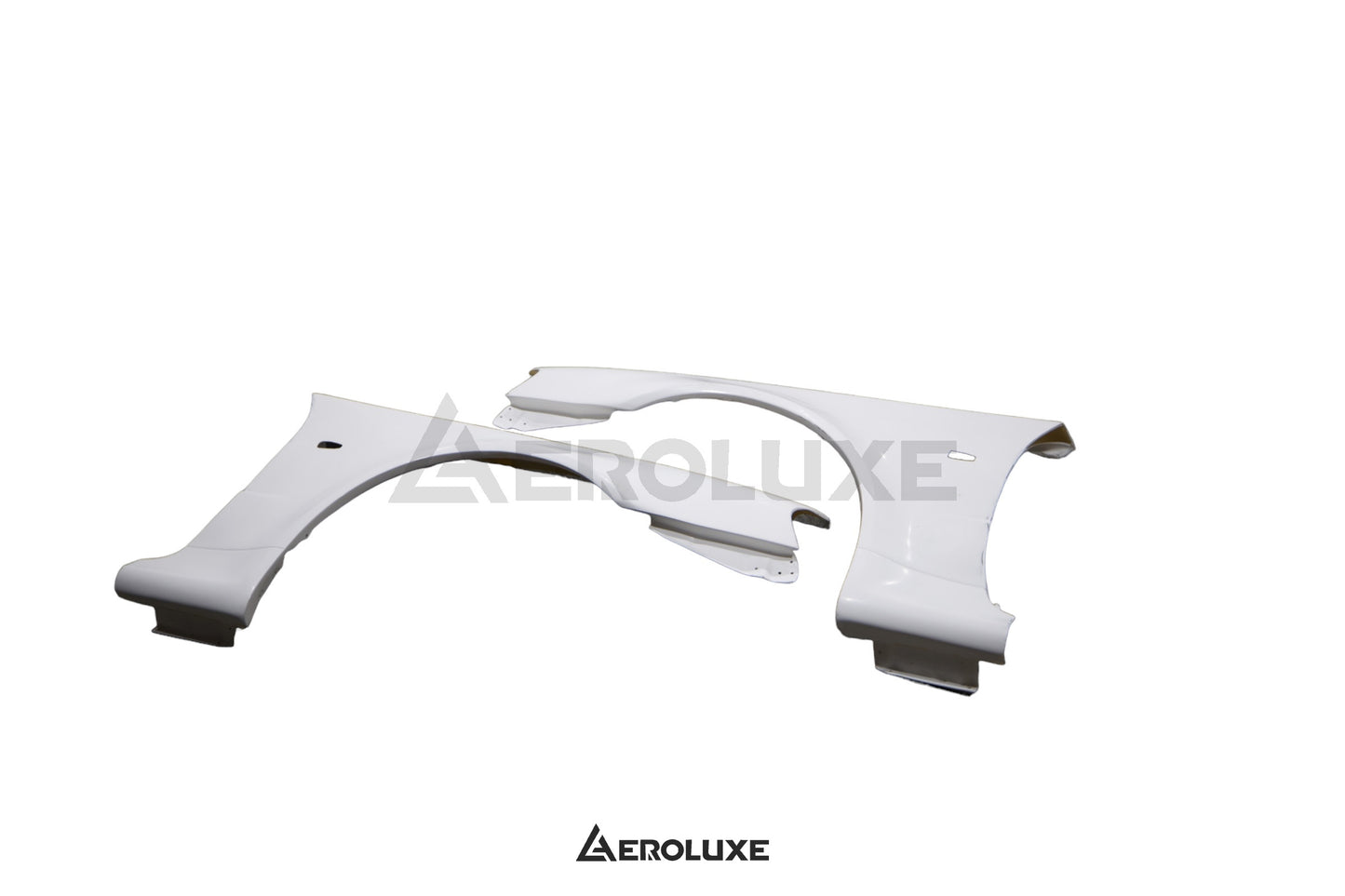 AeroLuxe R34 Spec-ZTN FRP Front Fenders